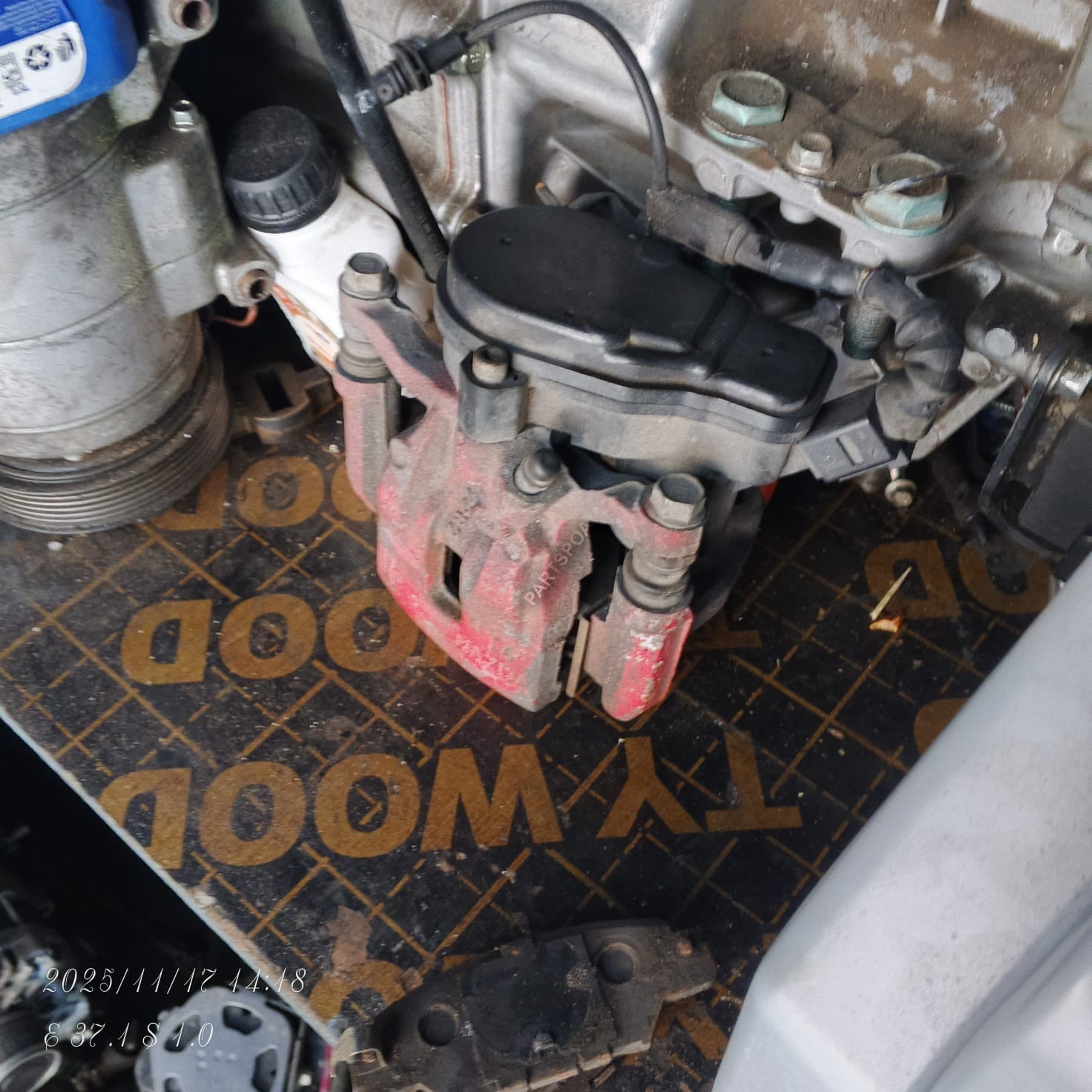 Mazda CX-5 Rear Right Electric Brake Caliper (2014–2017)